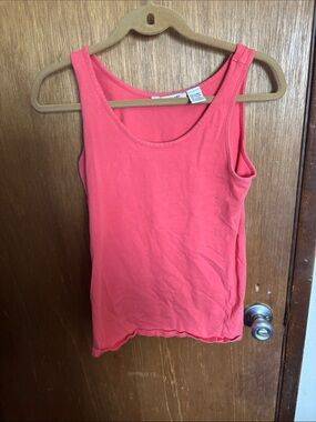 eight eight eight Coral Scoop Neck Tank Top